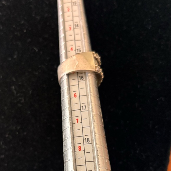 Infinity-style Cocktail Ring. - Picture 8 of 8